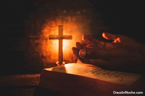 Oración de la noche antes de dormir católica