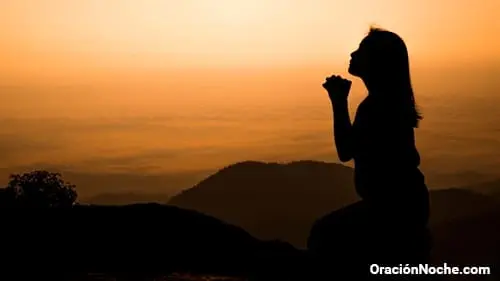 Oración de la noche para darle gracias a Dios